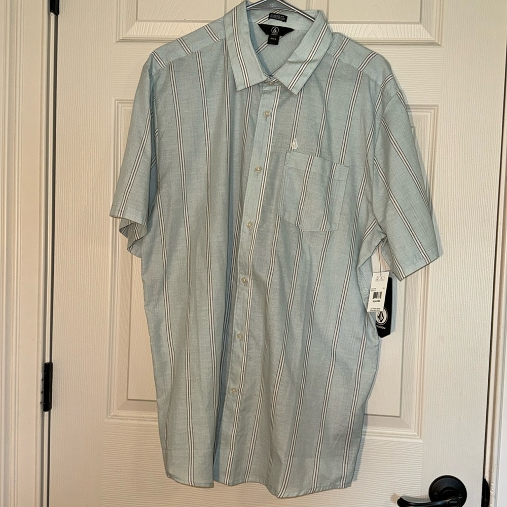 Volcom button up dress shirt